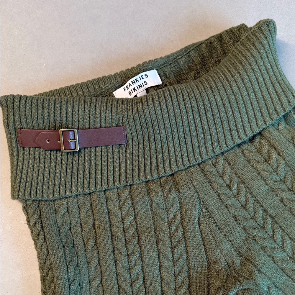 Frankie’s Bikinis knit hoodie and pants- Olive. Like new. So comfy - selling set - Picture 5 of 5